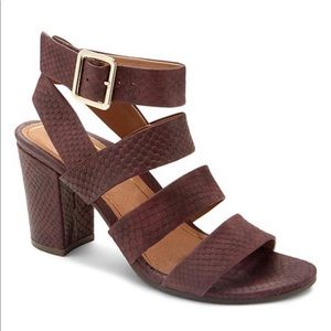 Merlot Snake Embossed Blaire Vionic Strappy sandal size 7 EUC
